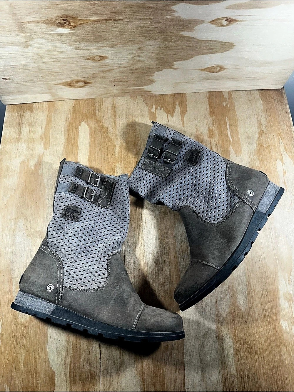 Sorel Tivoli High Perforated Suede Boots Gray US 9